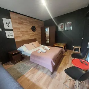  Apartament Funky Garage Polska